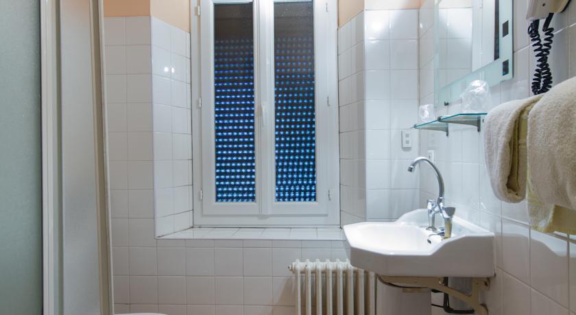 Отель Hôtel Claude Calas