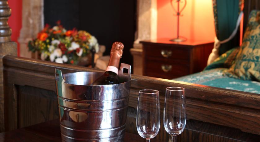 Отель Mortons House Hotel
