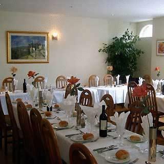 Гостевой дом The Tudor Rose Hotel