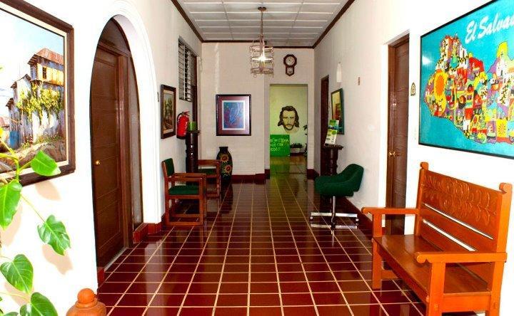 Отель Villa Serena Flor Blanca