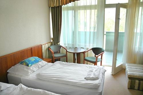 Отель Hotel Tokaj & Restaurant