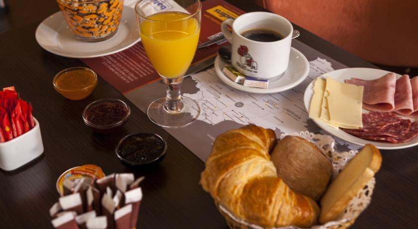 Отель Hôtel Balladins Foix