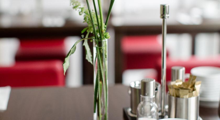 Отель Hotel Bonn City