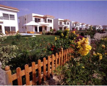 Отель Paradise Beach Resort