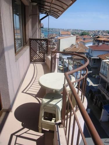 Elena Guest House