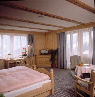Hotel Waldhaus & Huldi