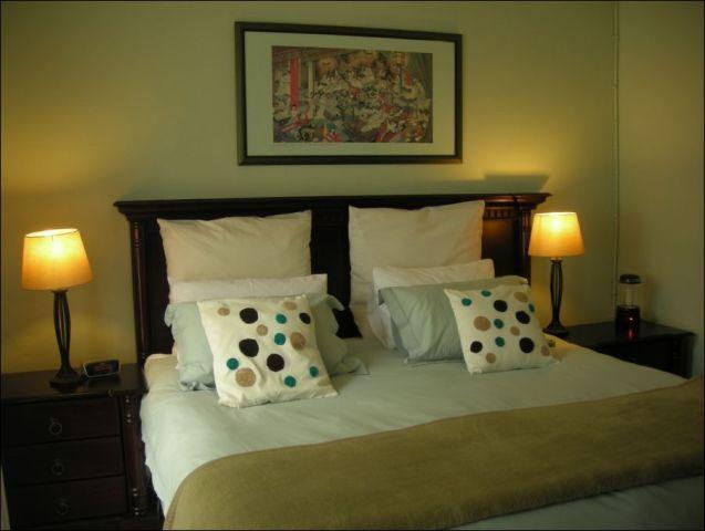Мини-отель Stay-a-While Guesthouse