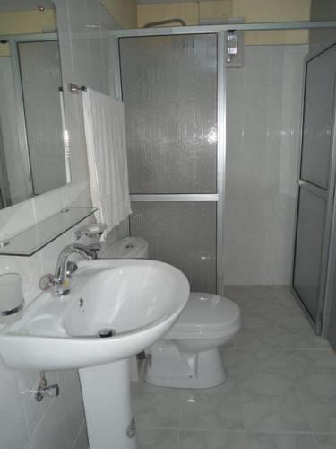 Отель Modern City Inn