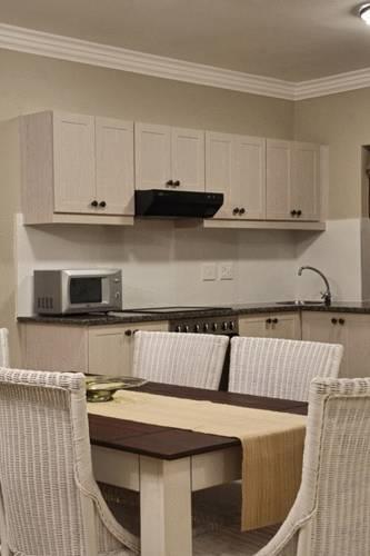 Winelands Golf Lodges