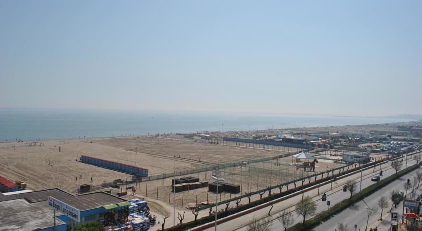 Отель Hotel Park