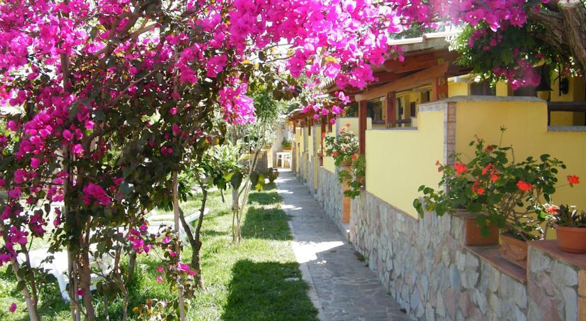 Отель Hotel Villaggio Tabù