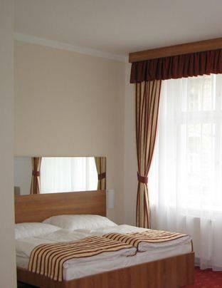 Отель Hotel Grand