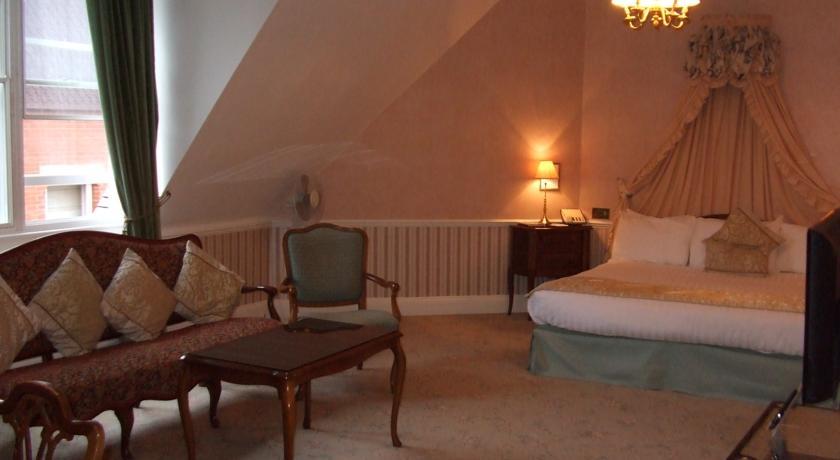 Отель Pendley Manor