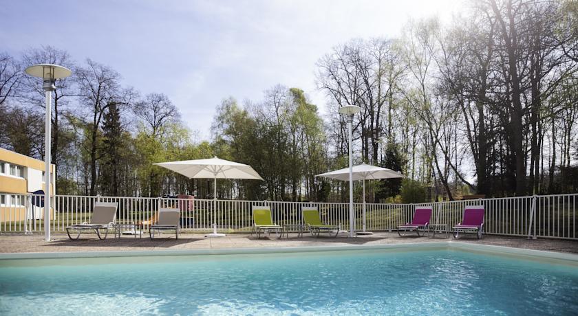 Отель Novotel Saint Avold