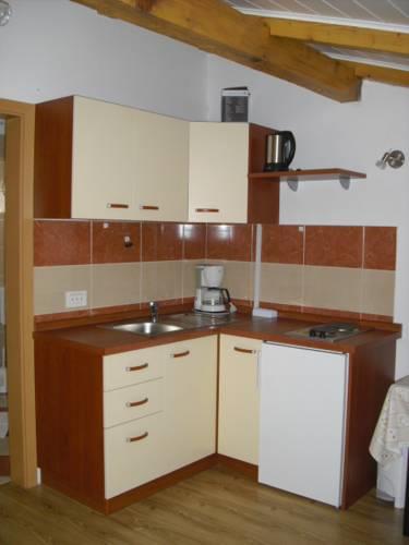 Апартаменты Apartments Sanja