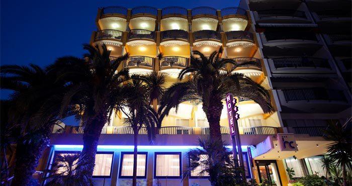 Отель Hotel Canguro