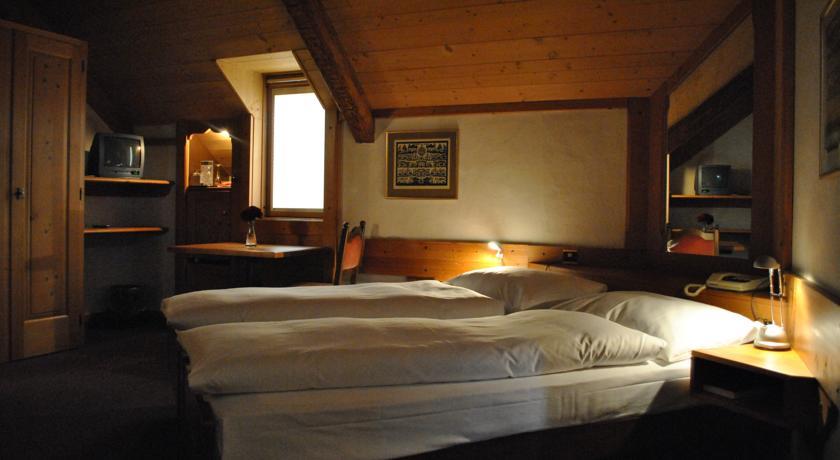 Отель Hotel Le Sapin