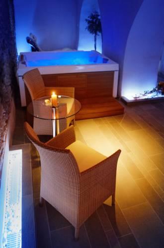 Отель Hotel Ambassador
