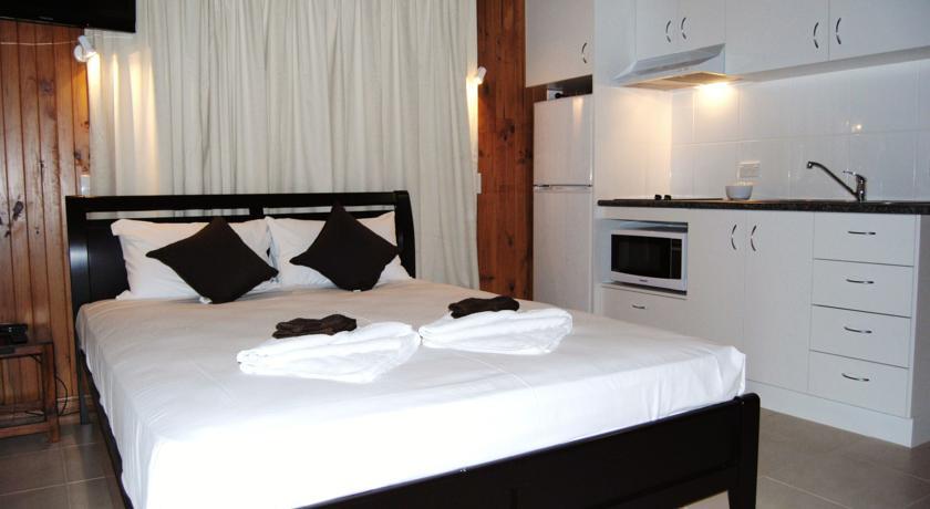 Апартаменты Airlie Beach Apartments