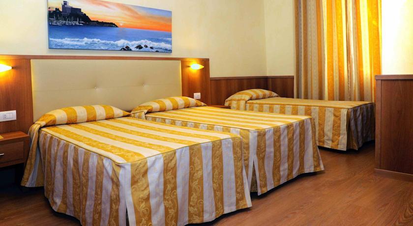 Отель Hotel Corallo