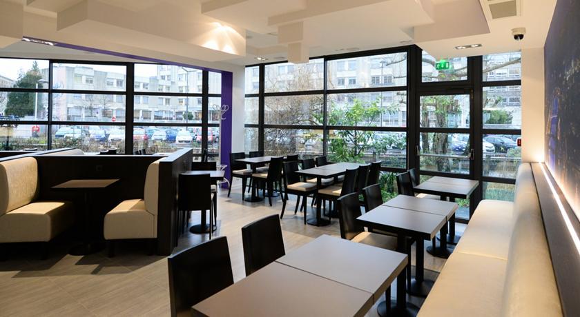 Отель Brit Hotel Les 2 Rivieres