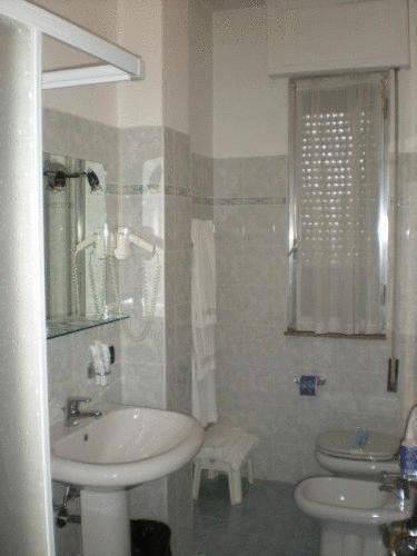 Отель Hotel Lincoln