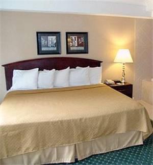 Отель Quality Inn Peterborough
