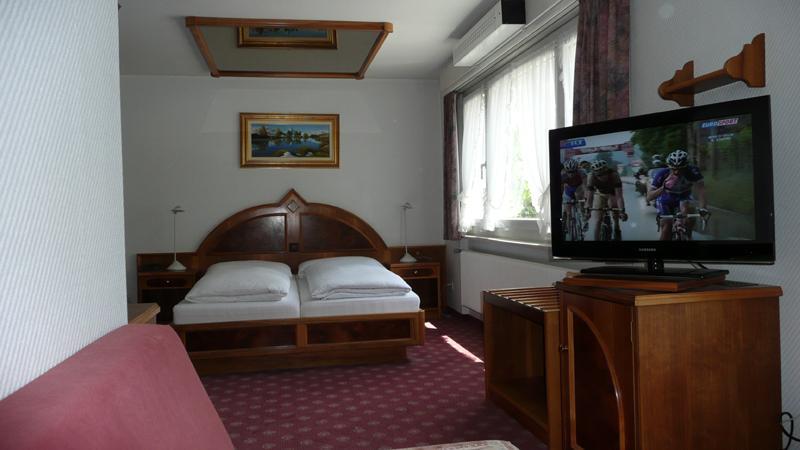 Отель Hotel Steakhouse Central