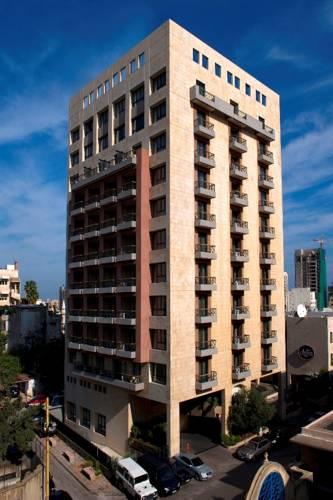 Апартаменты ParkTower Suites
