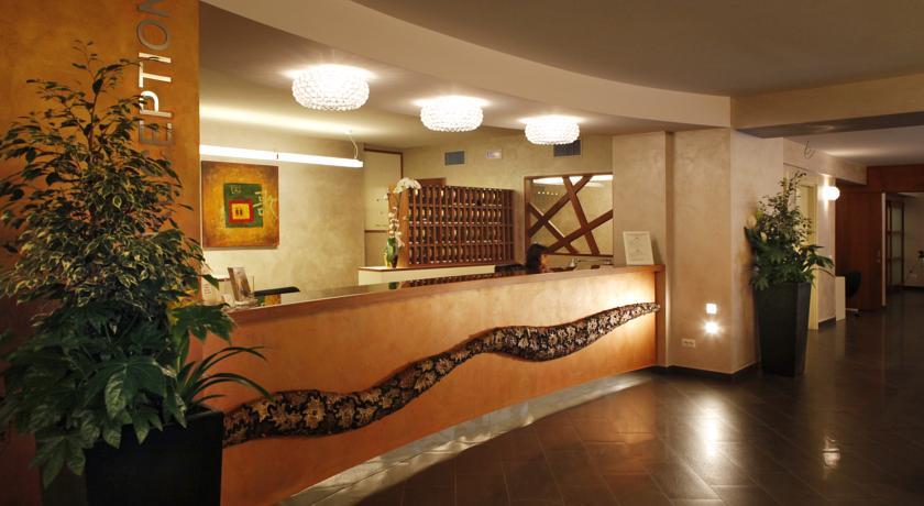 Отель Hotel Monte Rosa