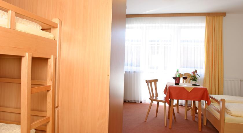 Гостевой дом Jugend- und Familienhotel Venedigerhof