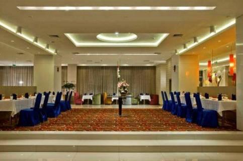 Отель Jiaxing Olympic Hotel