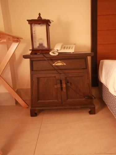 Отель Rayong Lanna Hotel