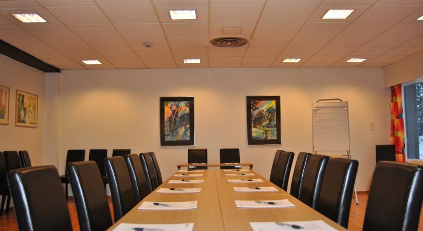 Отель Farsund Fjordhotel