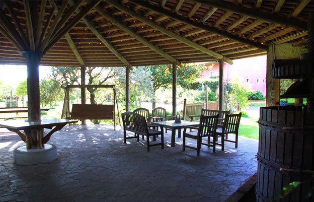 Отель Iscairia Country House