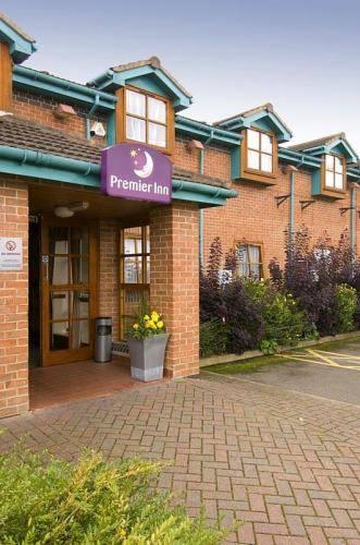 Отель Premier Inn Leicester South (Oadby)