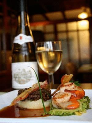 Отель Sea Trout Inn
