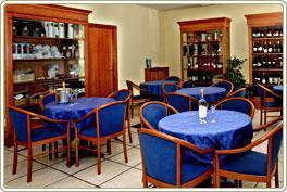 Отель Albergo Dei Leoni