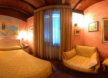 Отель Hotel Bolero