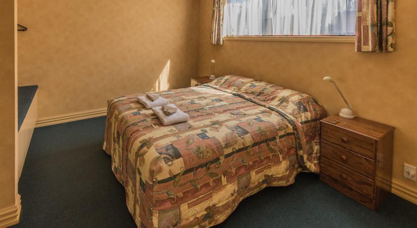 Отель Red Tussock Motel
