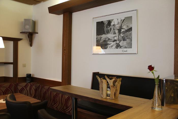 Отель Alpenhotel