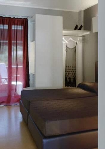 Отель Hotel Sereno