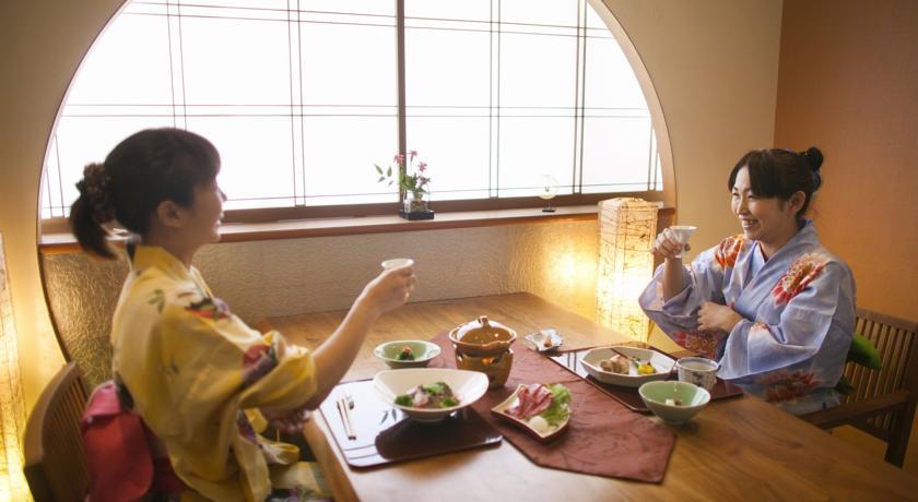 Отель Honjin Hiranoya Kachoan