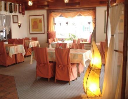 Отель Hotel Rössli