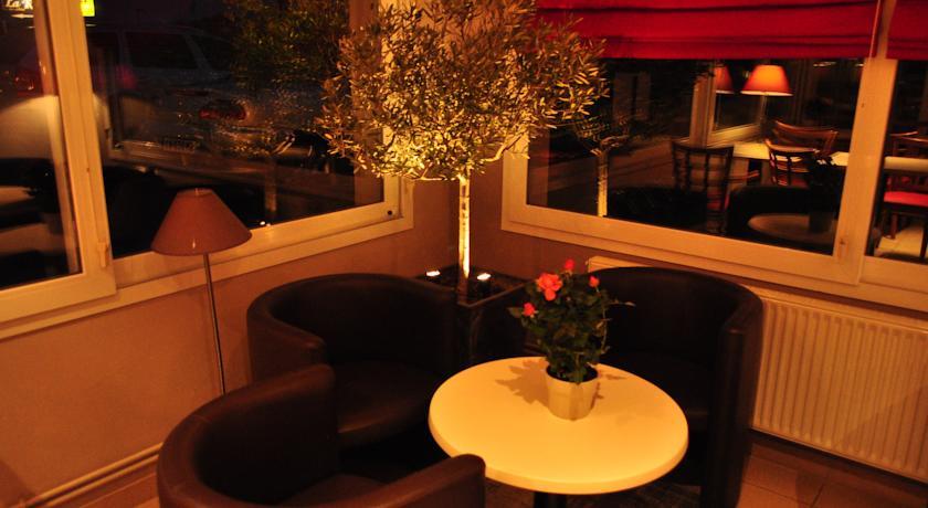 Отель Hotel La Rosiere