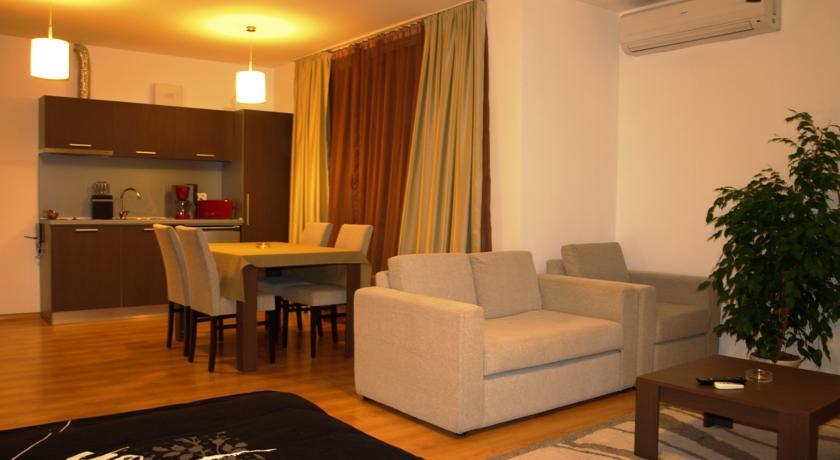 Academica Aparthotel