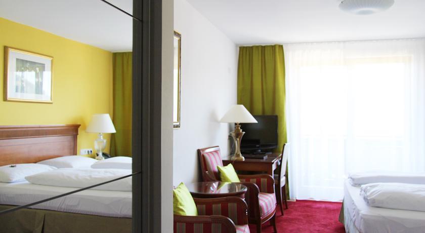 Отель Hotel Alpenkrone