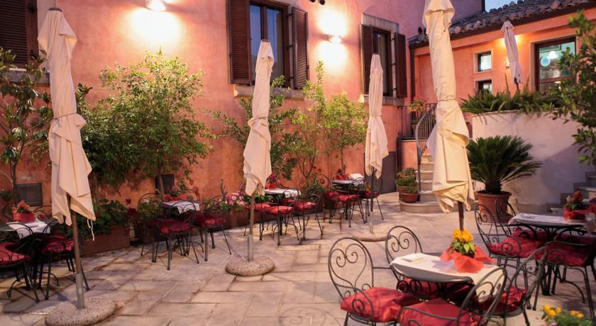 Отель Hotel Il Barocco