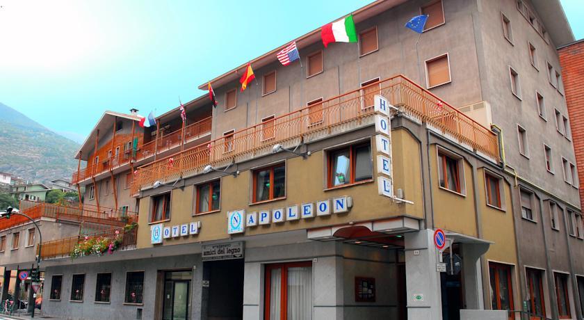 Отель Hotel Napoleon Susa