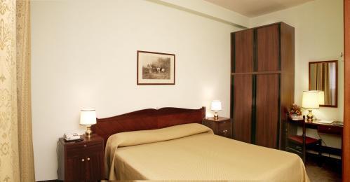 Отель Hotel Terminus & Plaza